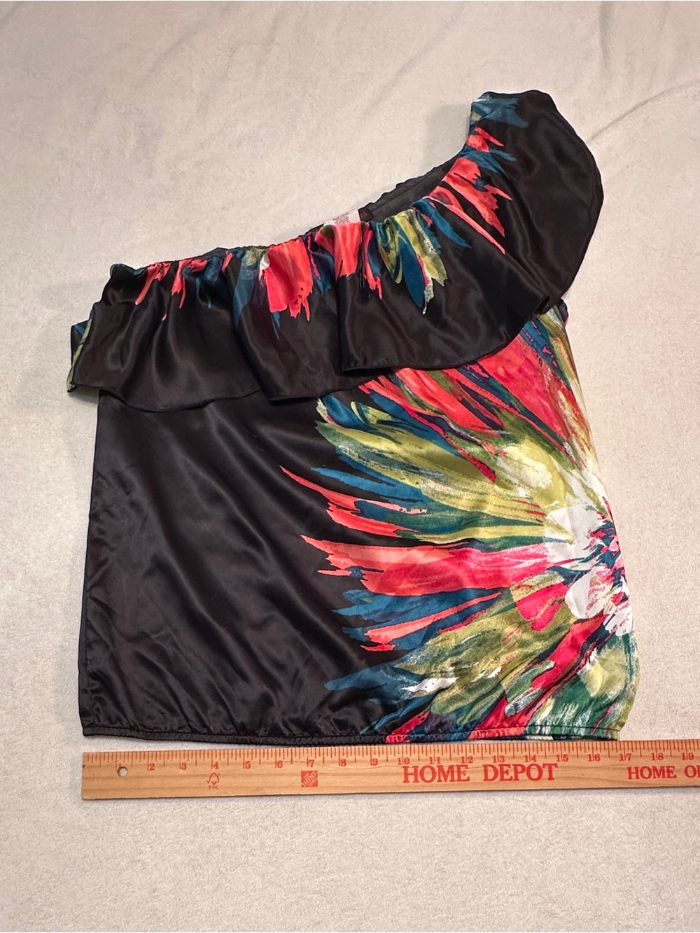 HeartSoul Black One-Shoulder Floral Ruffle Crop Top - Picture 2 of 9